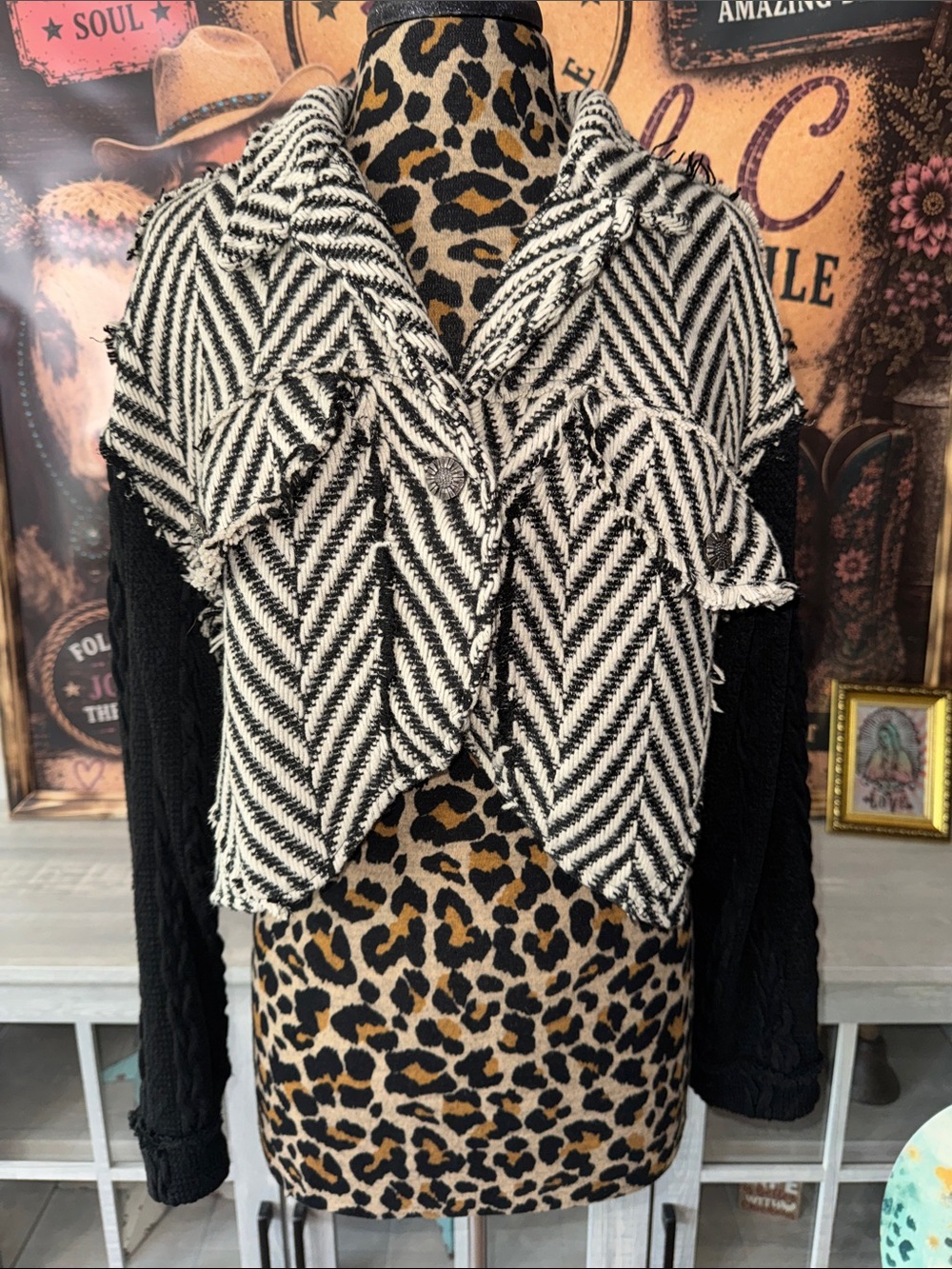 POL Women's Black & Cream Chevron Fringe Knit Jacket - Sz Lg